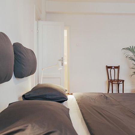 Old Town View Apartment Bukares Bagian luar foto