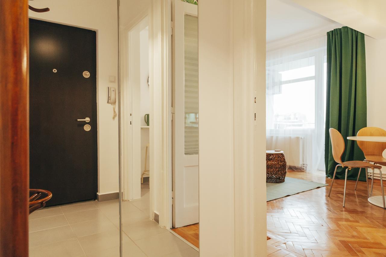 Old Town View Apartment Bukares Bagian luar foto