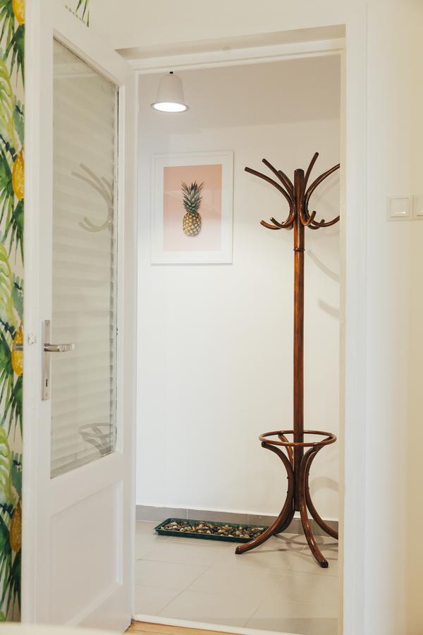 Old Town View Apartment Bukares Bagian luar foto