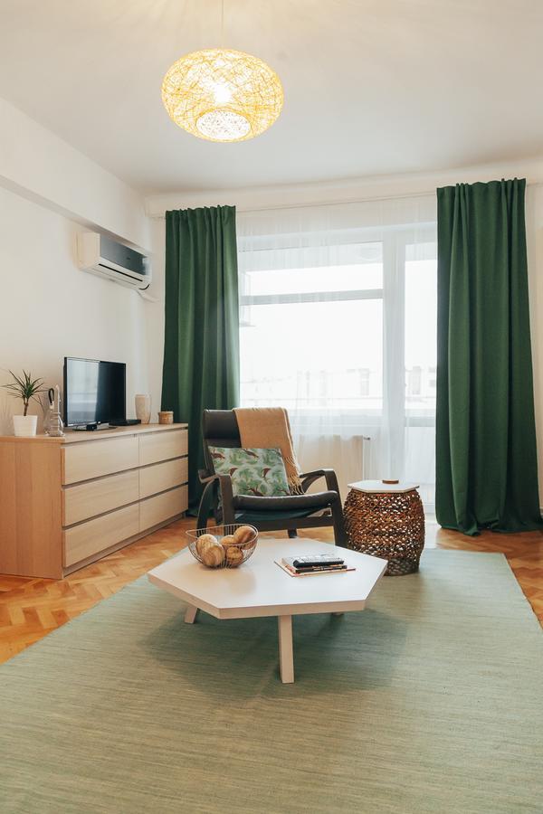 Old Town View Apartment Bukares Bagian luar foto